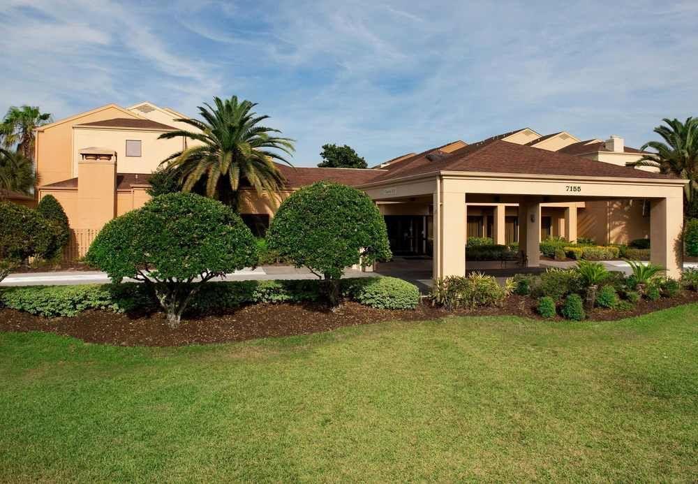 Courtyard By Marriott Orlando Airport Hotel Bagian luar foto
