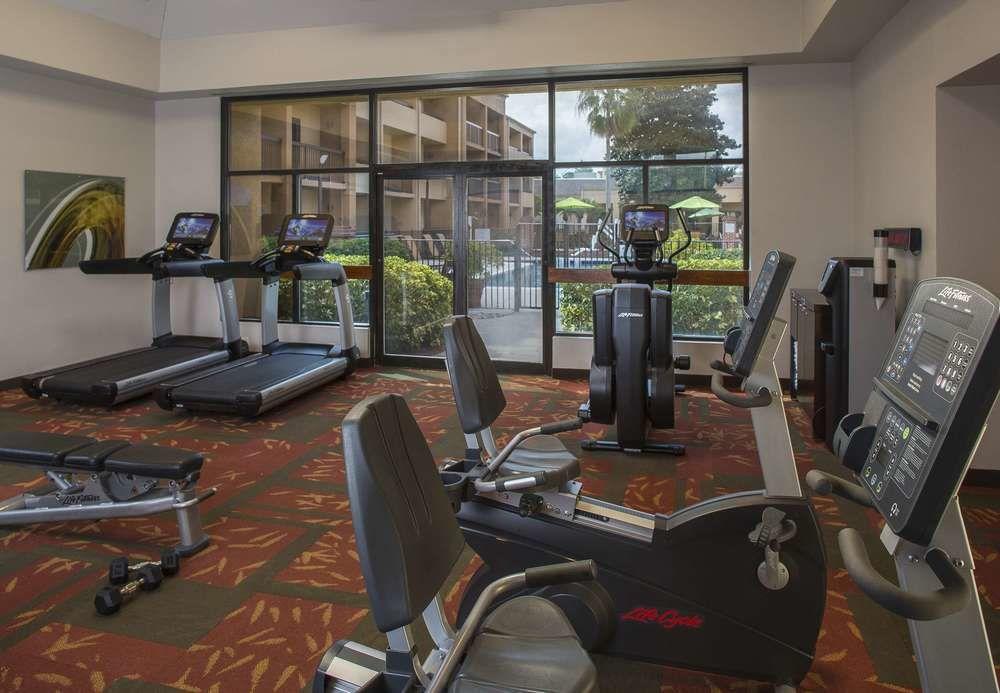 Courtyard By Marriott Orlando Airport Hotel Bagian luar foto