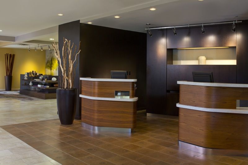 Courtyard By Marriott Orlando Airport Hotel Bagian luar foto
